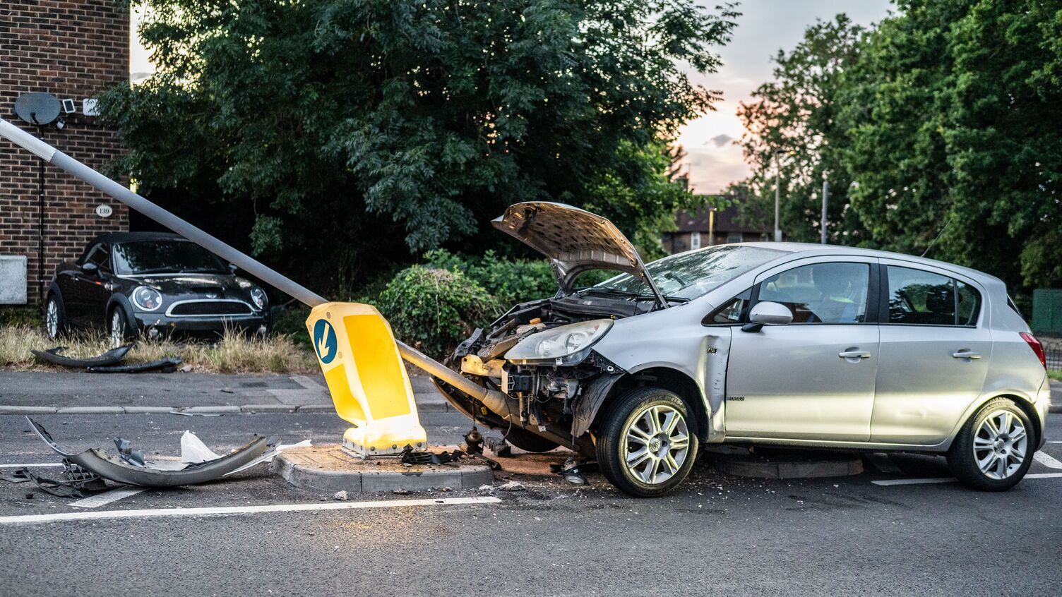 Car Insurance Surveyor: Role, Responsibilities and Claim Process Explained